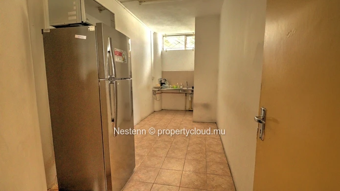 Office space of 371.61 m² 