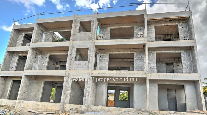 New 1st floor apartment with 2 bedrooms 