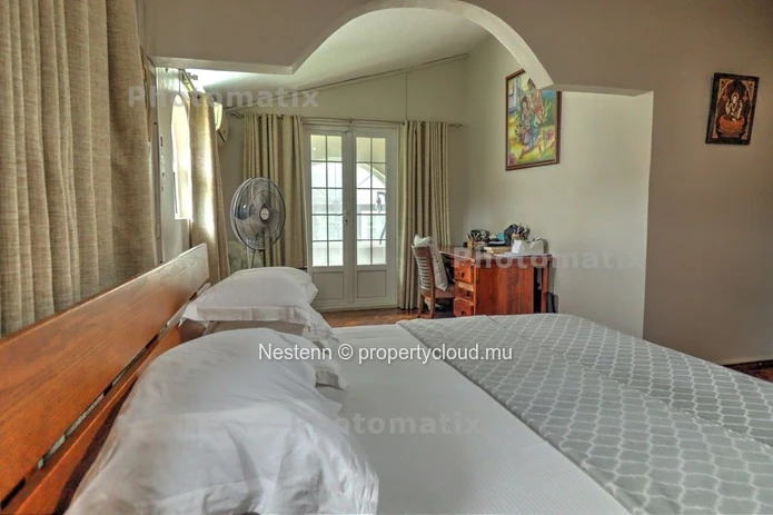 Furnished house of 5 bedrooms