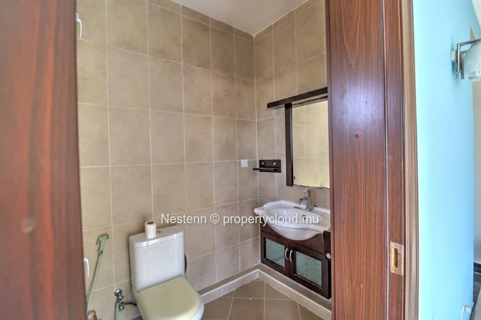 3-bedroom en suite apartment with sea view 