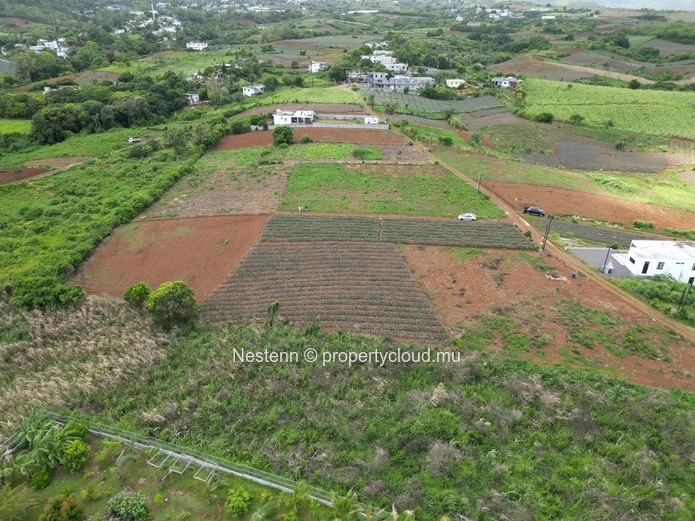 Land with breathtaking sea views