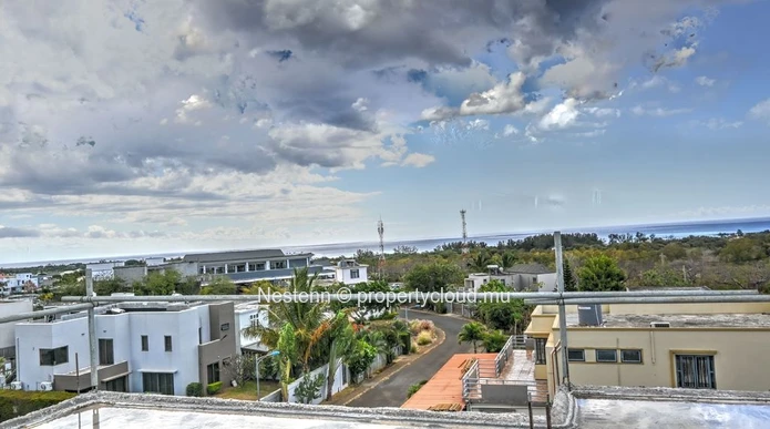 Penthouse duplex neuf – avec toit-terrasse privatif et vue imprenable sur le coucher de soleil