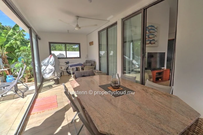 Charmante villa tropicale de 2 chambres avec piscine et jardin privés