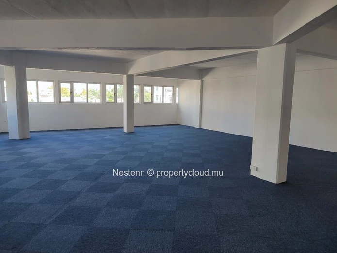 Unfurnished office