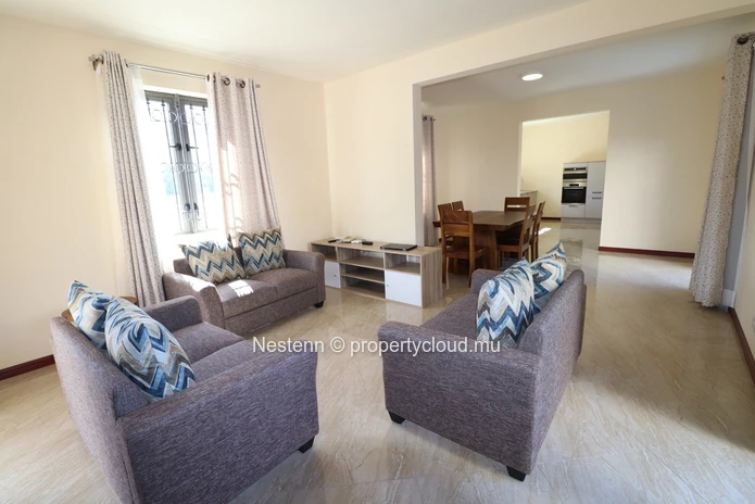 Villa moderne de 3 chambres proche de la plage 