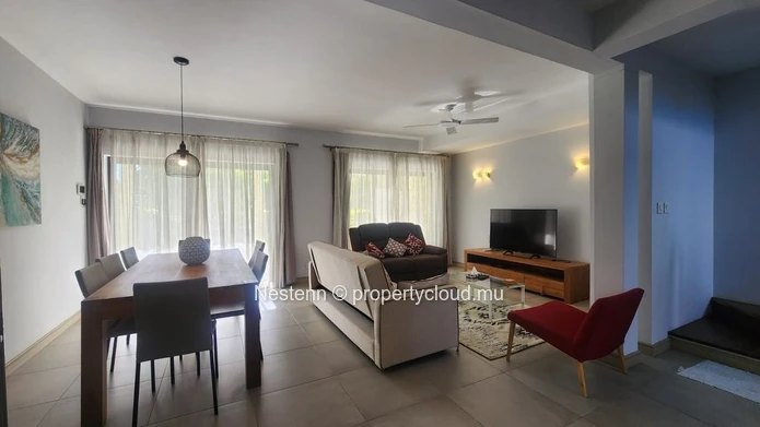 Duplex sécurisé de 3 chambres dans une résidence sécurisée