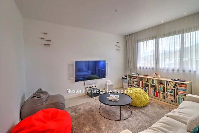 Somptueuse villa de 4 chambres avec vue plongeante sur nature et rivière 