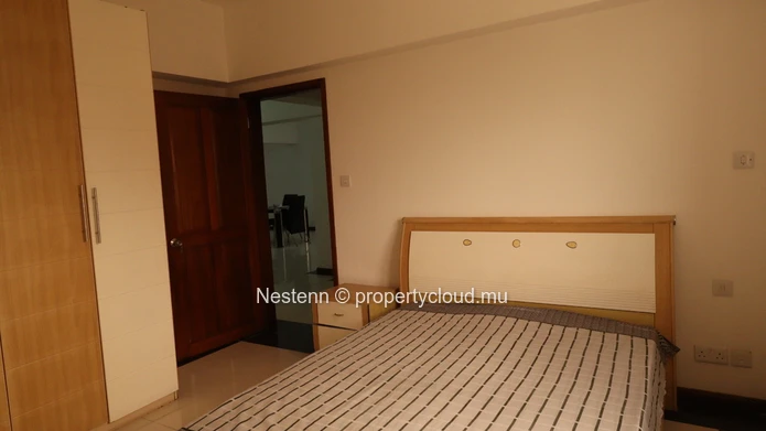 Spacieux penthouse de 4 chambres dans une résidence sécurisée