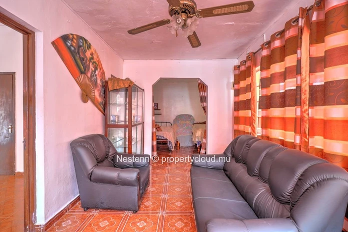 Maison spacieuse de 7 chambres 