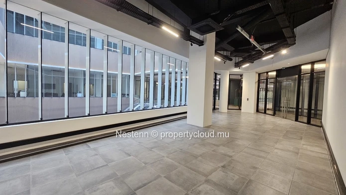 Espace bureau de 262m2