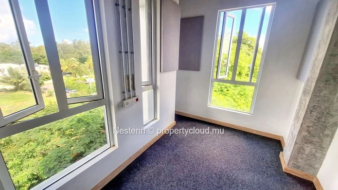 Beautiful large office space of 160m2