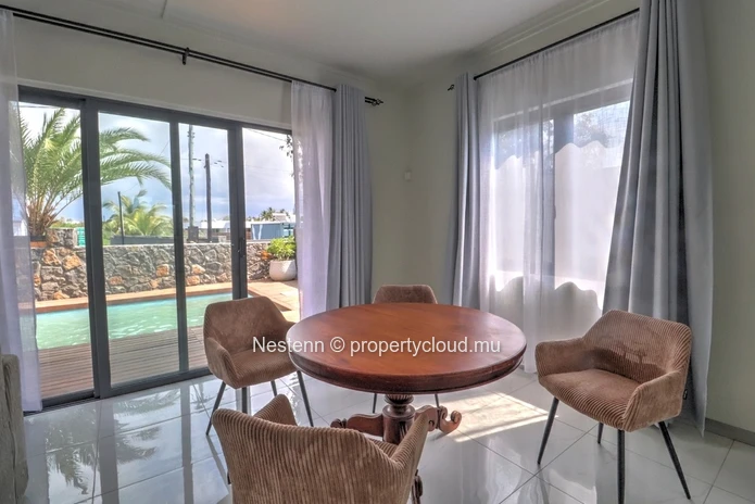 Villa moderne et luxueuse dans un emplacement privilégié