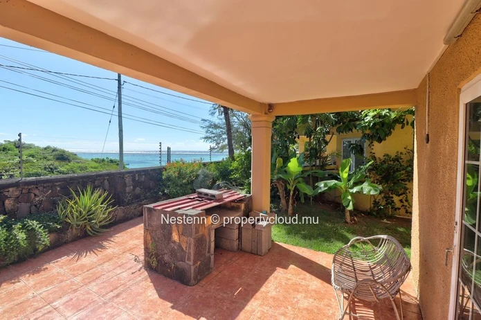 Villa traditionnelle en bord de mer avec 3 chambres