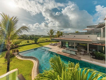 5 Bedroom House