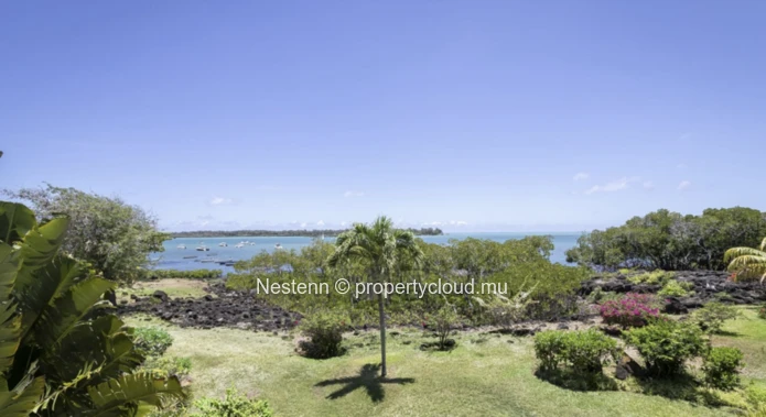 Penthouse 2 suites avec piscine privée et vue sur l'Île aux Cerfs