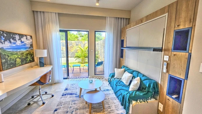 Élégance captivante  : découvrez cette villa moderne 