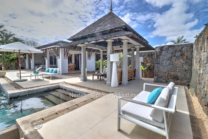 Superbe villa de 5 chambres située dans un domaine golfique