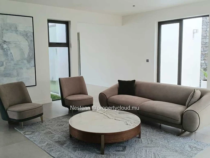 Villa de 285 m2 sur 1000 m2 de jardin au cœur de la nature
