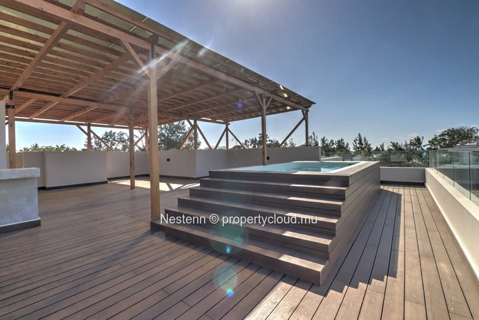 Superbe penthouse avec rooftop et piscine privée