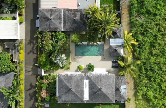 Villa de luxe 6 chambres pieds dans l'eau