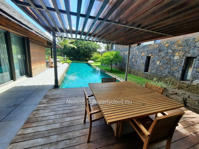 Villa Banyan, 5 bedrooms and golf view,