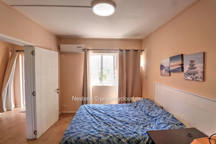 Penthouse moderne avec 2 chambres et proche des commerces 