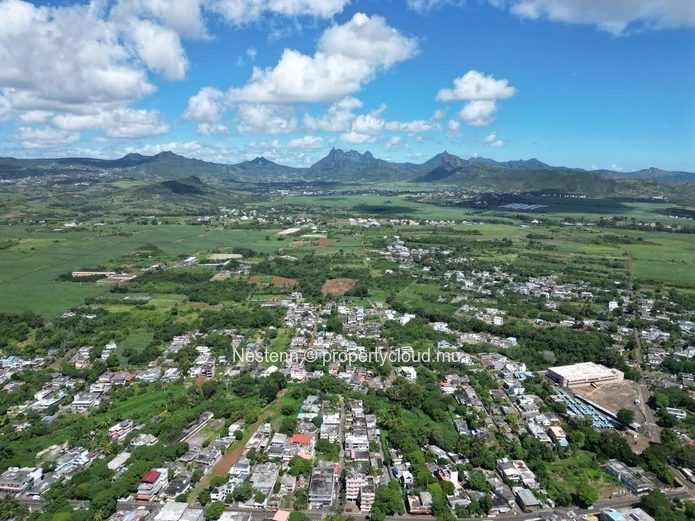Terrain résidentiel de 2954 m², ce terrain est parfait pour votre projet de maison