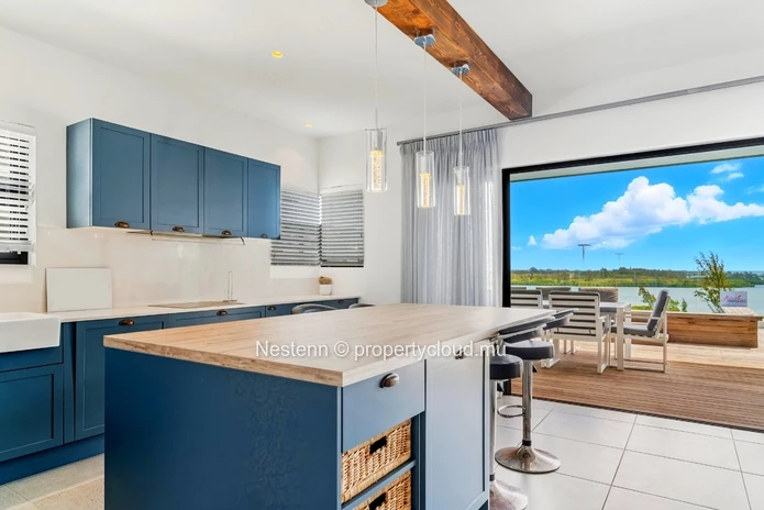 Superb 3-bedroom penthouse nestled in a secure residence