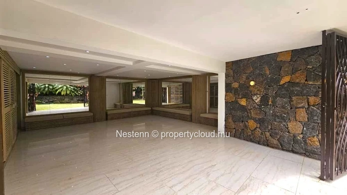 Villa de 8 chambres dans le prestigieux Golf Estate