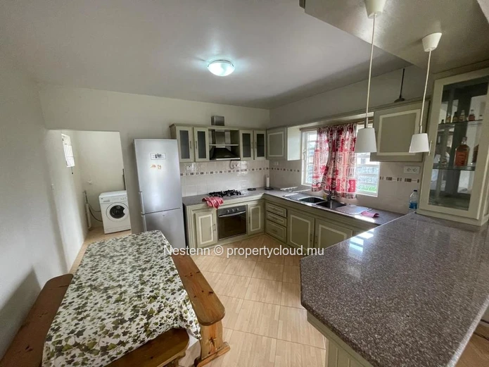 3-bedrooms house located in a quiet area