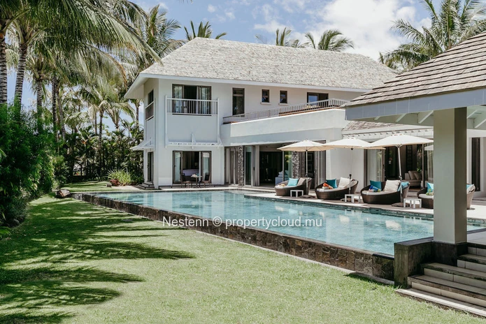 Fabuleuse villa coloniale de 6 chambres avec piscine privée dans un luxueux domaine de golf 