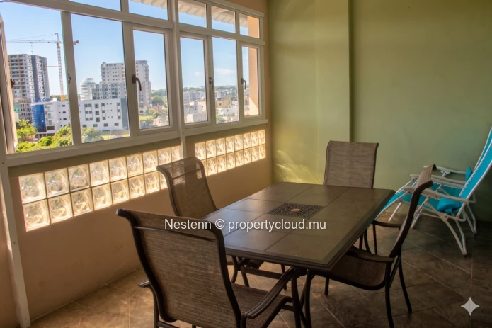 Spacieux appartement de 3 chambres avec vue sur la montagne