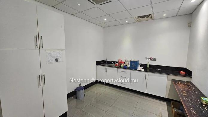 Commercial space of 300m2