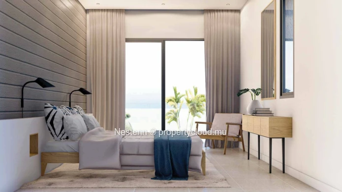 Seaview 3-bed apartment