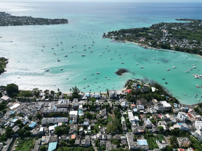 Residential land of 751 sqm found in the heart of Grand Baie.
