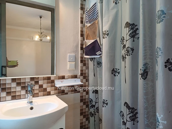 Charming house with a comfortable and modern living space with breathtaking mountain views.