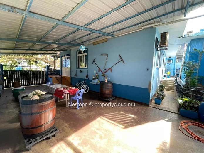 Charmante maison de 253,25 m2 proche de la plage 