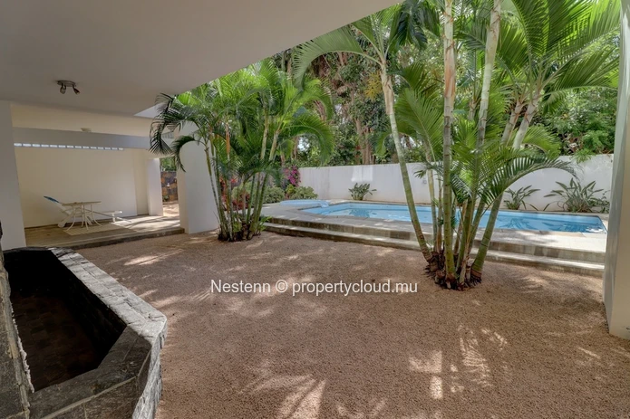 Confortable appartement de 3 chambres proche de la plage dans une résidence sécurisée. 