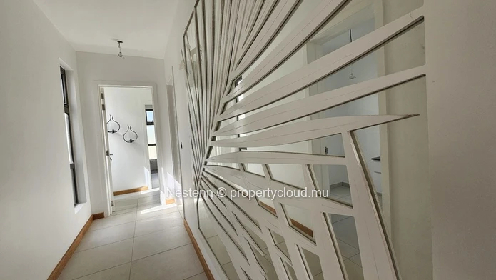 Villa neuve de 4 chambres