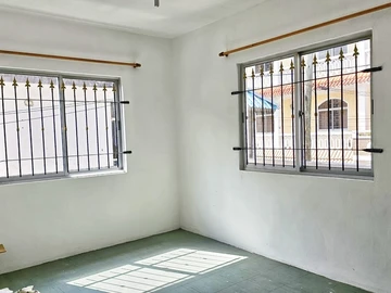 Maison de 6 Chambres