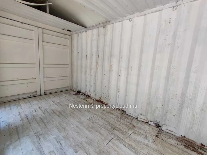 16 m² warehouse ideal for storage or business
