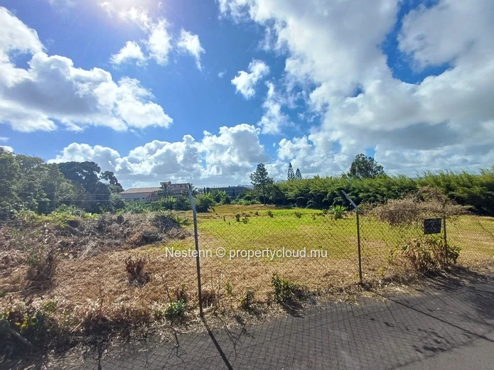 Expansive land of 4,221m2 