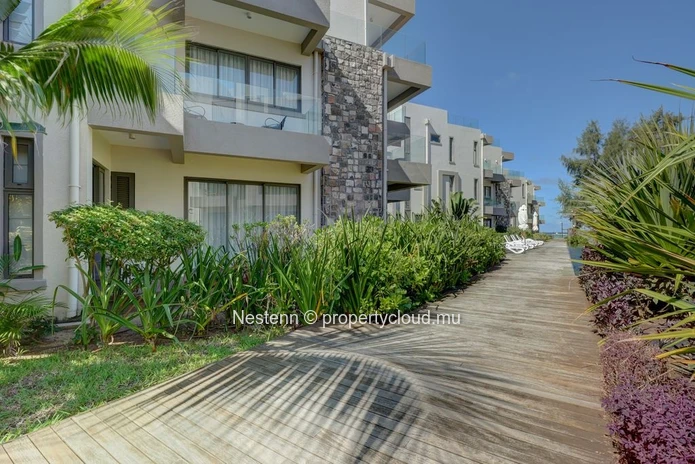 Luxueux penthouse de 3 chambres avec une vue imprenable sur la mer.