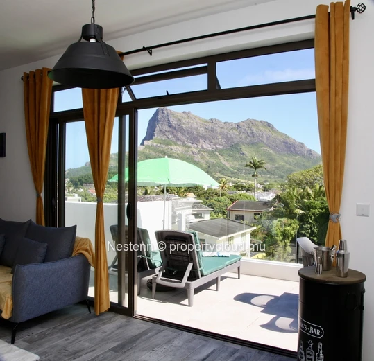 Penthouse moderne avec une vue magnifique 