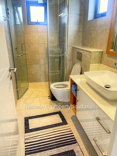 Modern 2-bedroom apartment in a secure residence