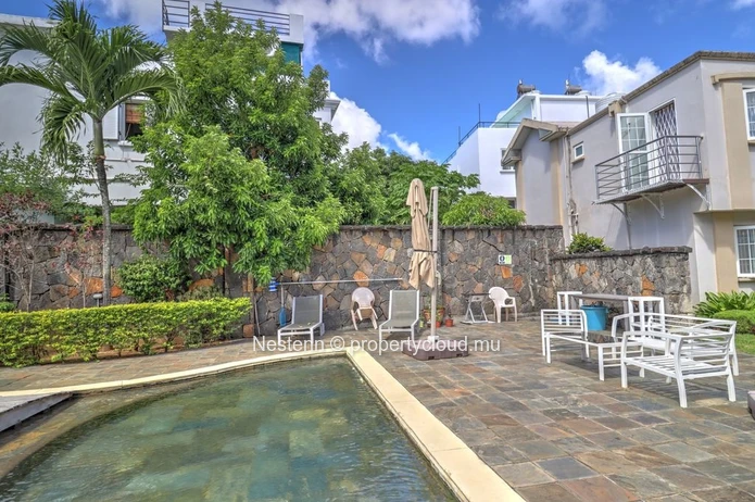 3-bedroom en suite apartment with sea view 
