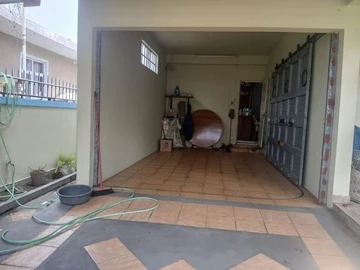 Maison de 4 Chambres