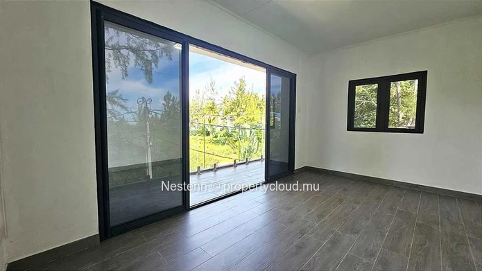 Rare opportunity on coastal road 