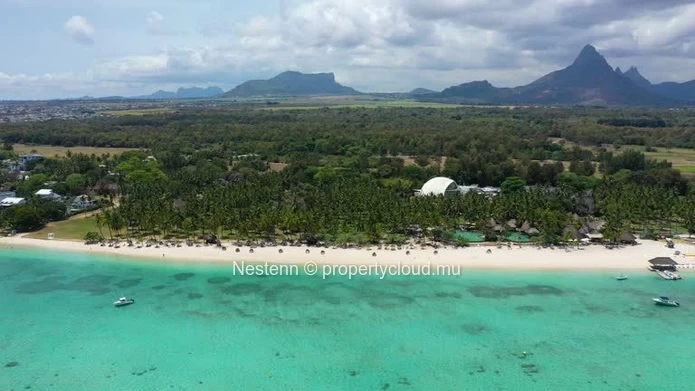 Incroyable villa de 4 chambres avec accès direct à la plage