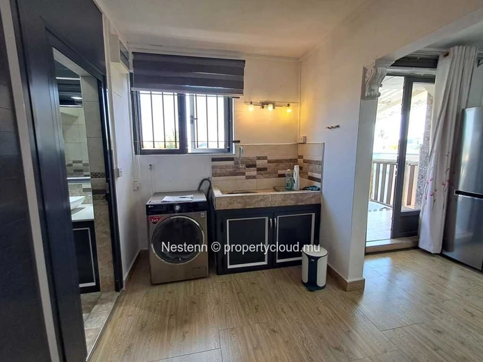 Apartment with shared pool and parking